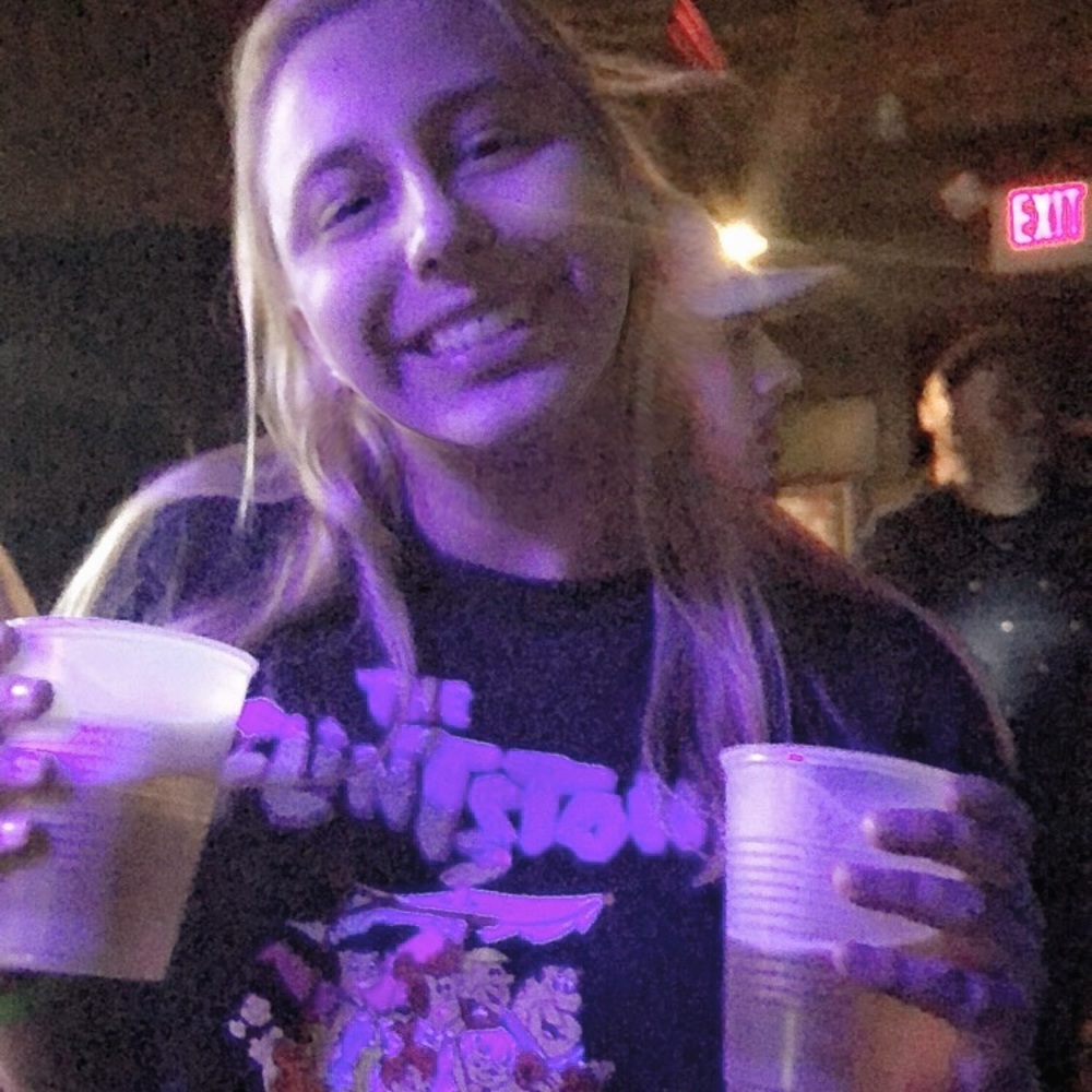 Meet your Posher, Kelly